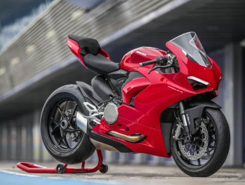 5 Things You Need To Know About The Ducati Panigale V2