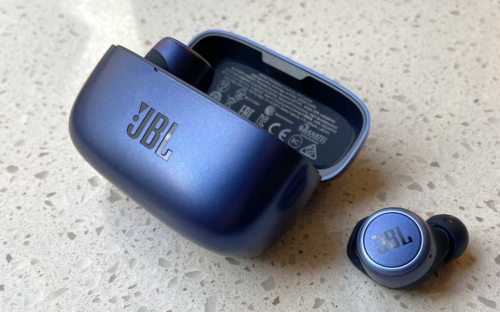 JBL Live 300TWS True Wireless In-Ear Headphones Launch in April!