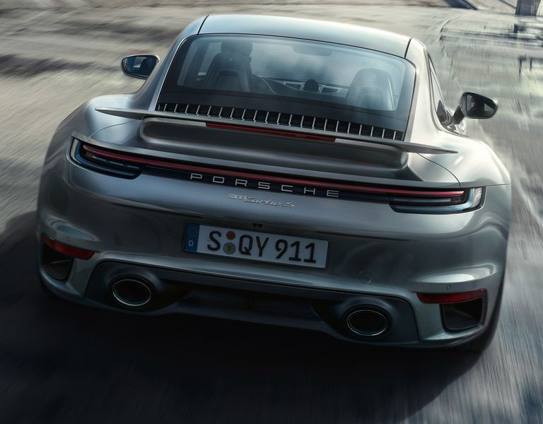 2021 Porsche 911 Turbo S Gets Lightweight and Sport Packages - GearOpen.com