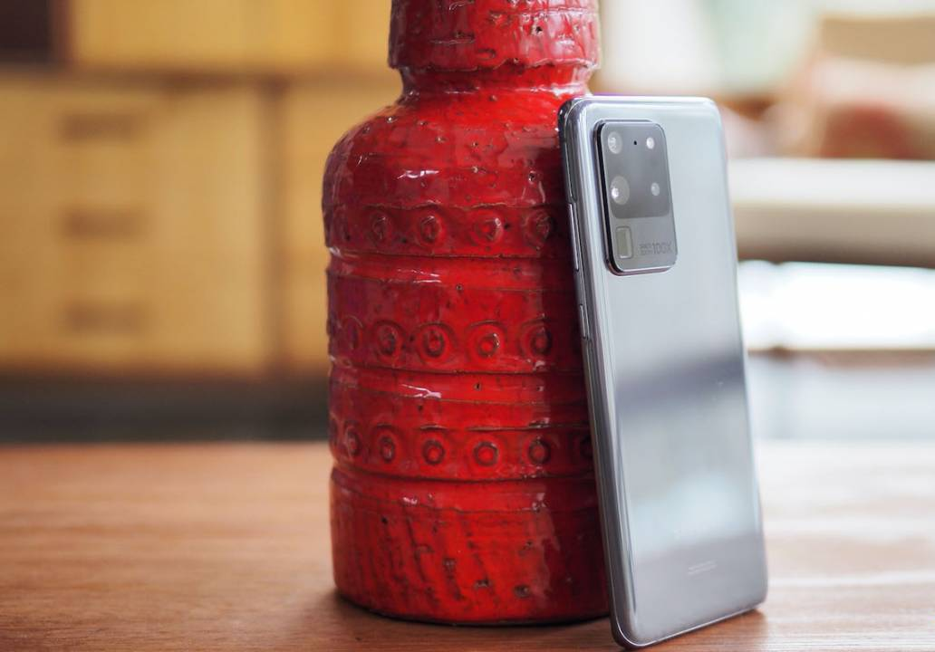 Galaxy S20 Ultra teardown: Difficult to repair, but not impossible