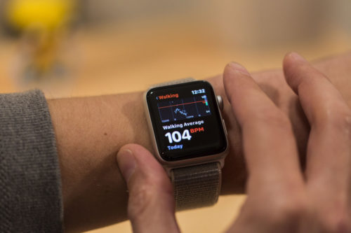 Apple Watch Series 3 owners frustrated by issues after WatchOS 7 update
