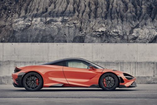 Hypercar Maker McLaren Says Hybrids Are Close, EVs Further Away