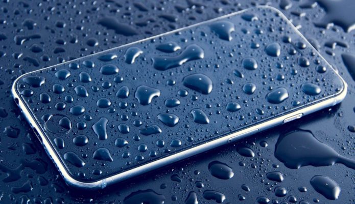 The iPhone of the future may work underwater and have advanced auto-rotation