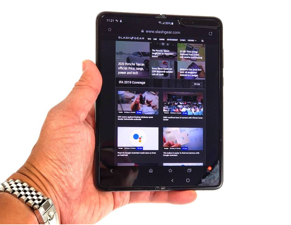 Samsung’s flagship foldable finally got Android 10