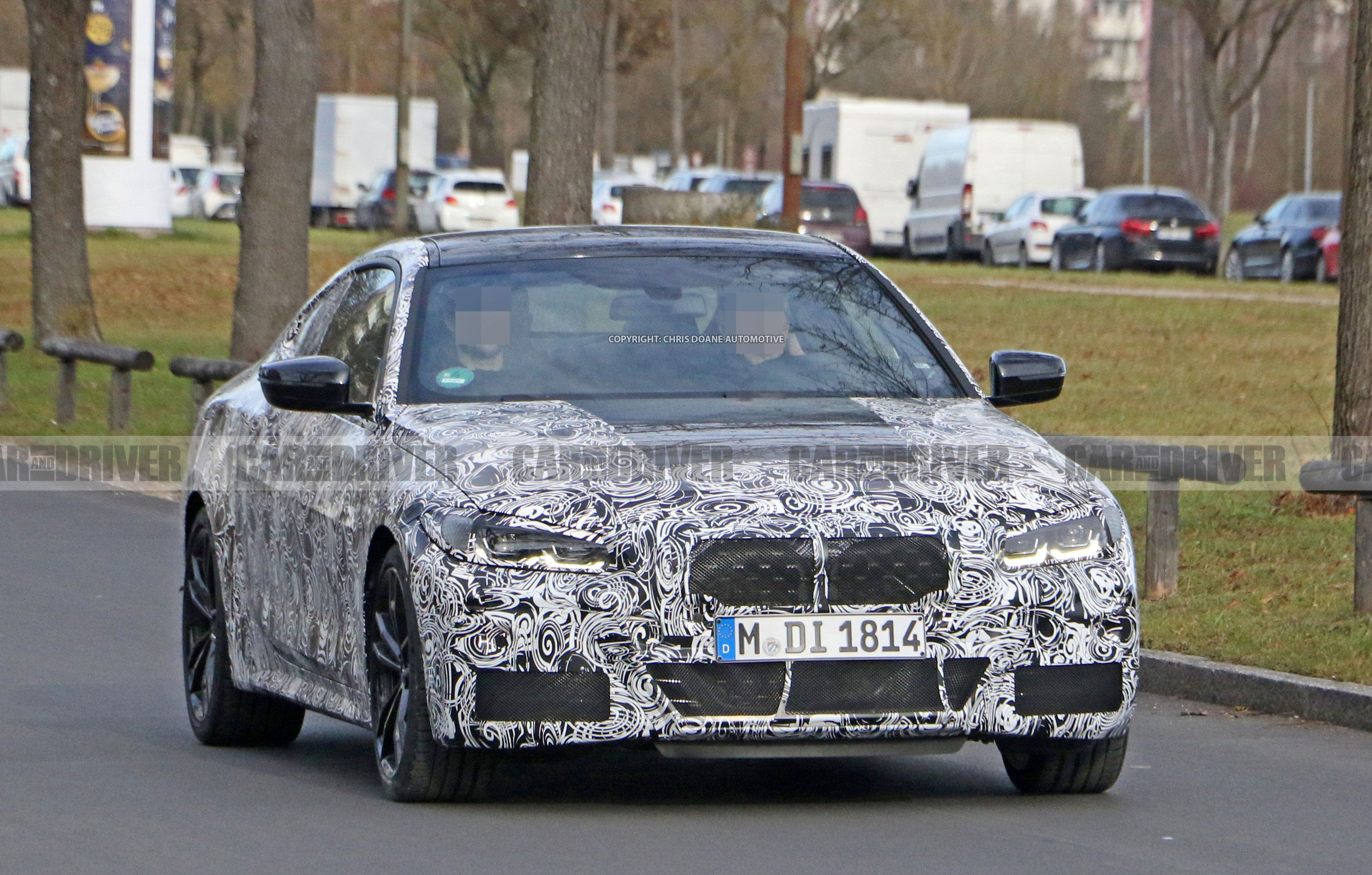 2021 BMW M4 spied with manual transmission