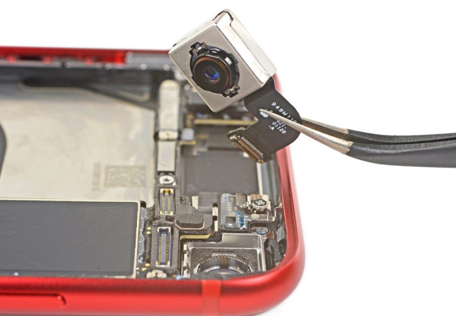 iPhone SE 2 likely has an iPhone 8, not iPhone XR camera