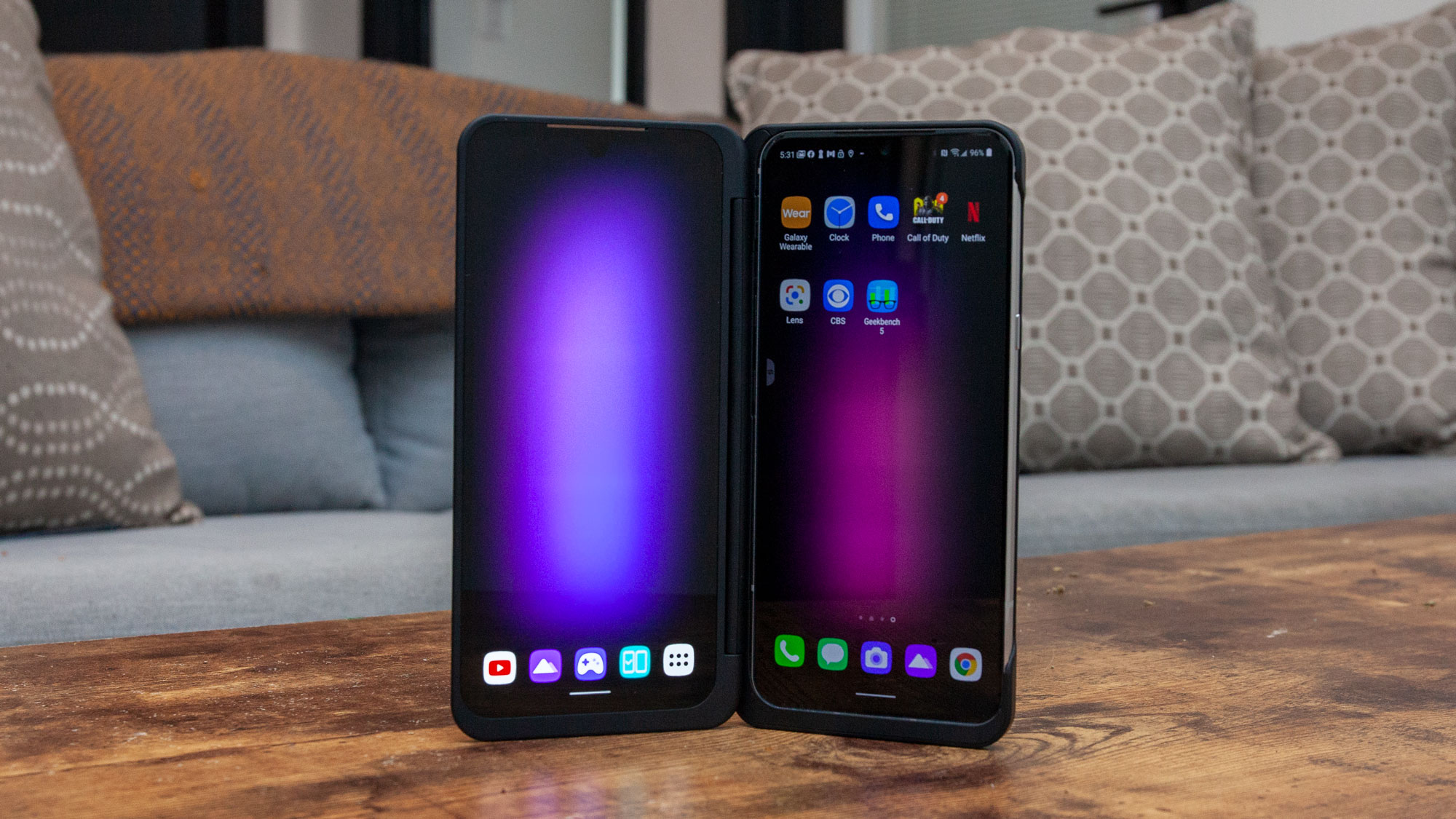 LG V60 ThinQ 5G vs. Vivo iQOO 5 Pro 5G: 12GB RAM, 64MP cameras!