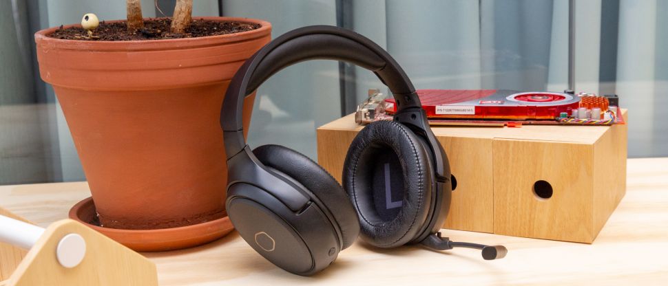 Cooler Master MH670 Gaming Headset Review: Wireless or Wired, Always Tasteful