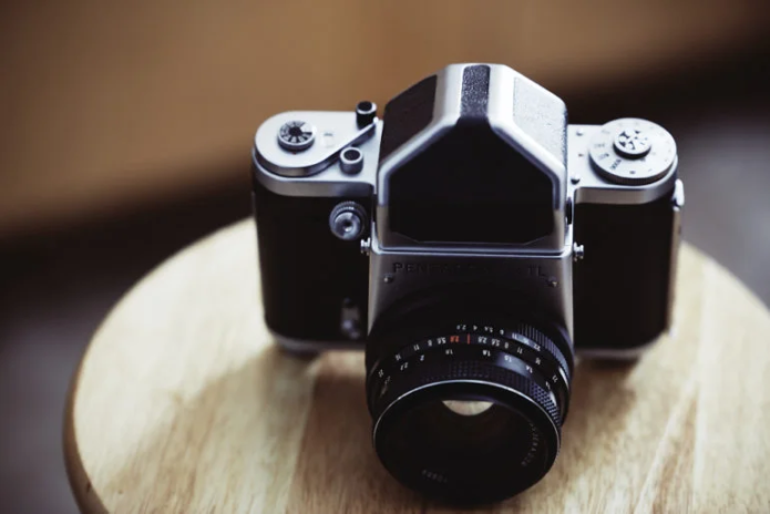 5 Weird Vintage Cameras: One of These Gave Photographers Headaches