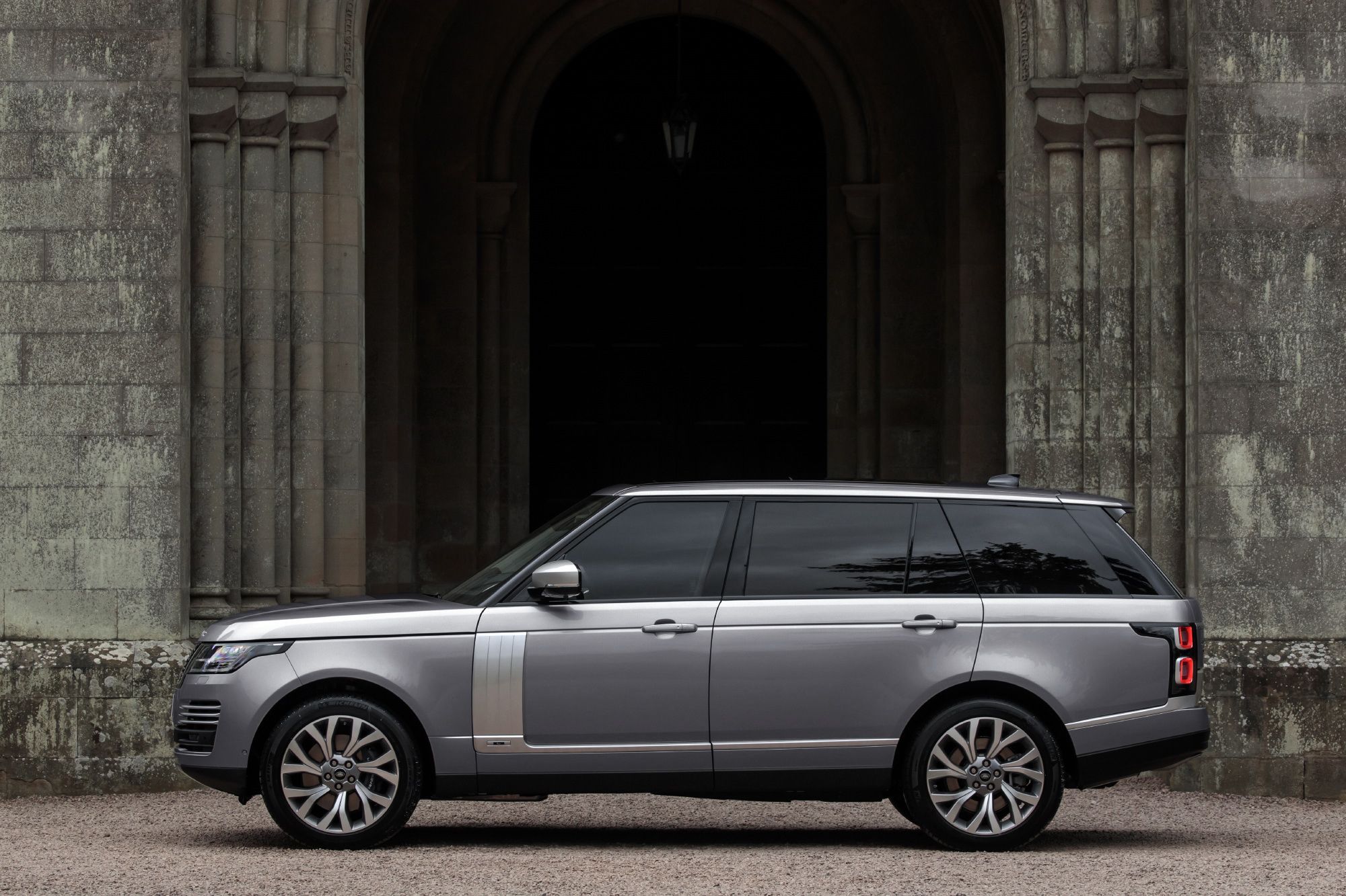 2020 Range Rover Vogue P400 review