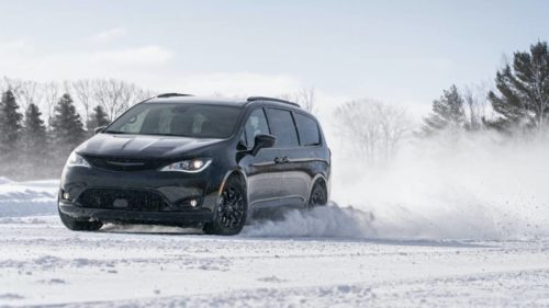 2020 Chrysler Pacifica AWD Launch Edition gives a taste of traction to come