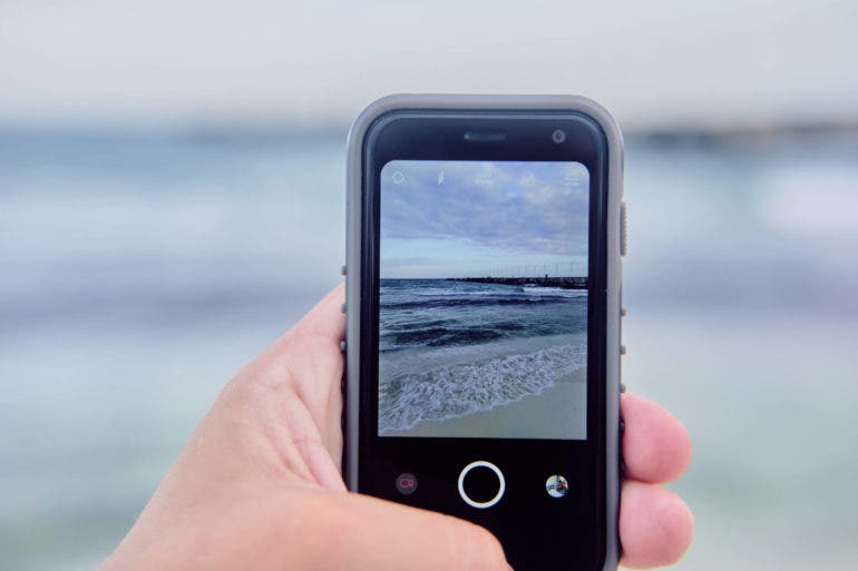 I Used a 3.3-Inch Smartphone Camera: Here Are the Results
