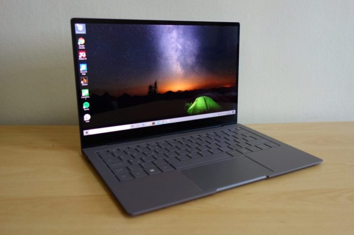 Is the Galaxy Book S touch screen?