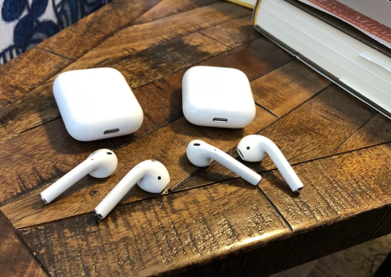 Why Is Everyone Copying Apple Airpods? Best Airpods Clone 2020 