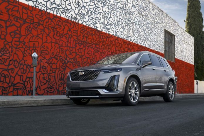 2021 Cadillac XT6's New Base Engine Drops Price by Nearly $5000