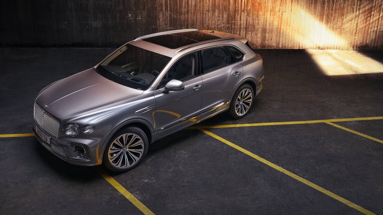2021 Bentley Bentayga revealed to raise the luxury SUV stakes