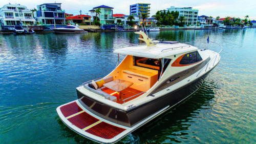 METAMORPHOSIS boat review