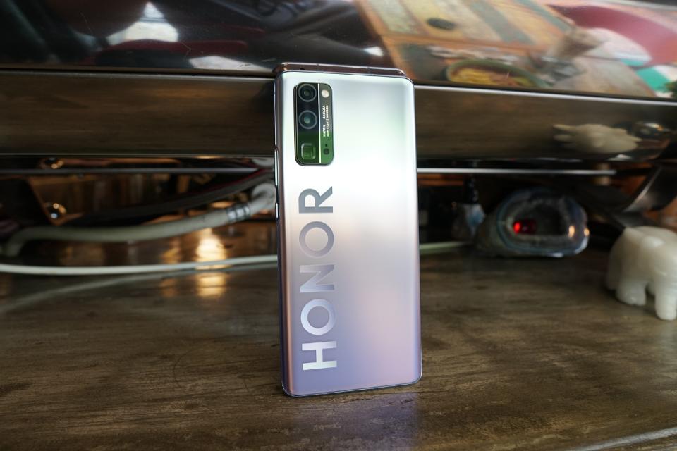 Как нажать назад на honor 30