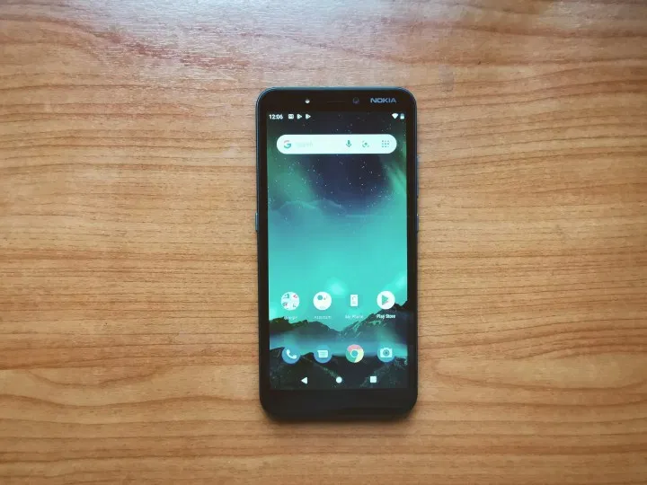 Nokia C2 Hands-On Review
