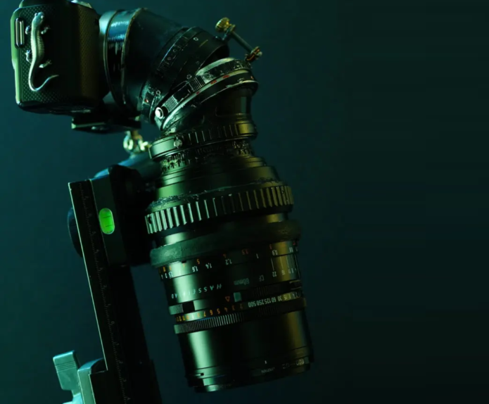 This Photographer’s Custom Made Tilt Shift Lenses Look Like Sci-Fi Props