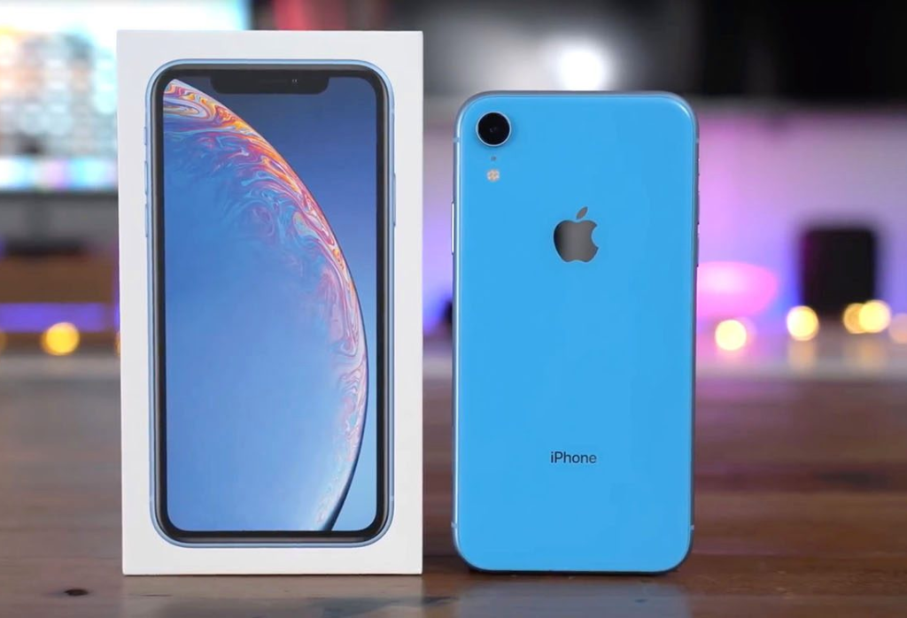 7 Things to Know About the iPhone XR iOS 13.6 Update - GearOpen.com