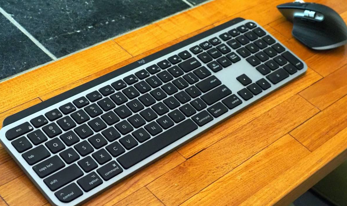Logitech MX Master 3 and MX Keys for Mac are made for Apple addicts