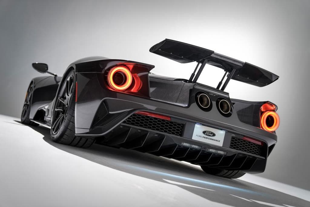 Ford GT updated with new colours and graphics
