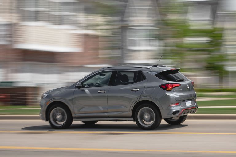 2020 Buick Encore GX Might Bore Us, but It Does the Job