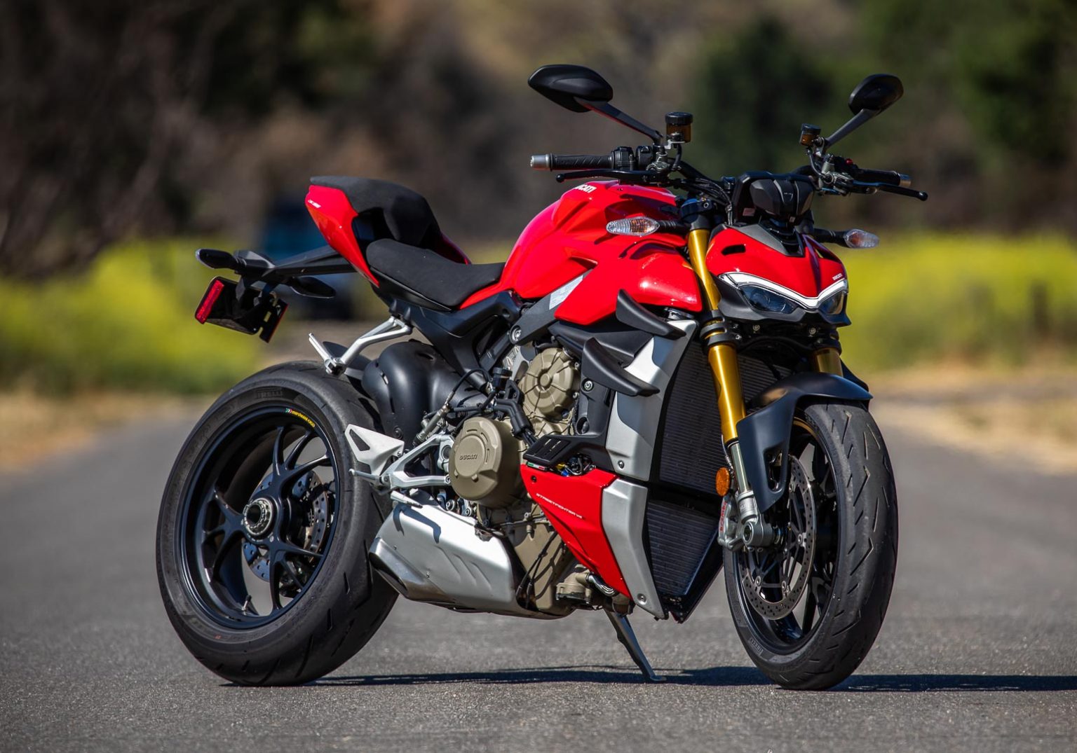 Ducati Streetfighter V4S: la prova, il prezzo - Anteprima 