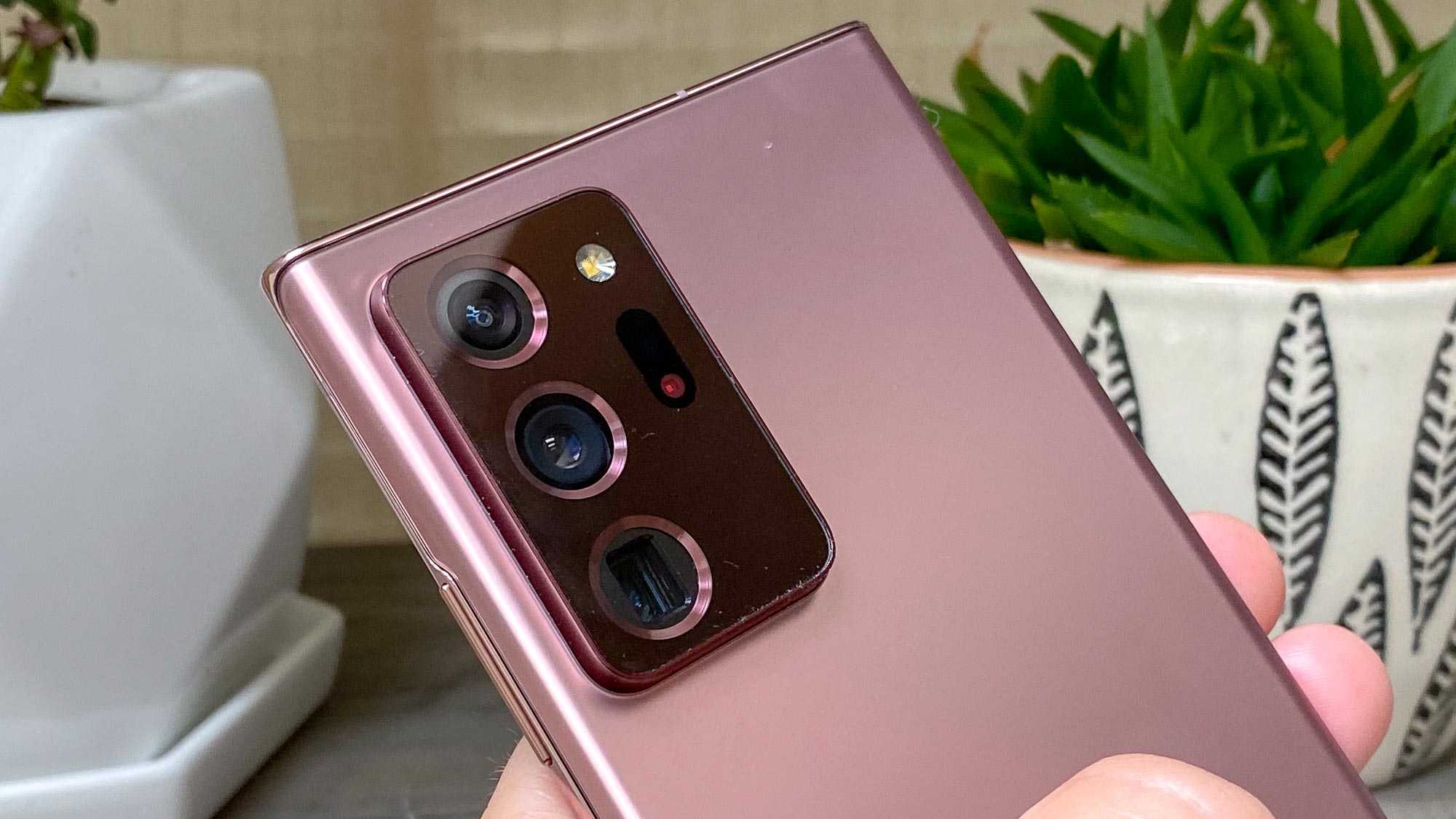 The one thing iPhone 12 should steal from Galaxy Note 20 Ultra