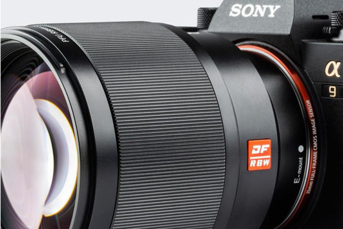 A mysterious firmware update turns the Viltrox 85mm F1.8 lens into an even faster F1.6 prime