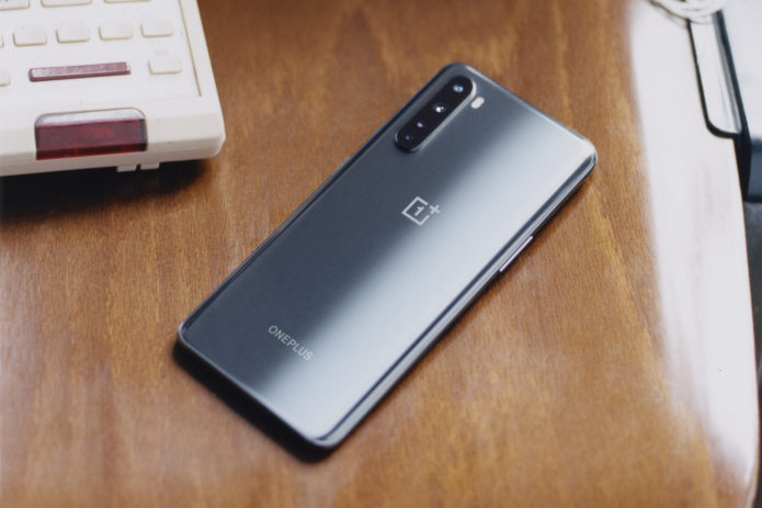 OnePlus Nord: Is the high-end Smartphone worth its mid-range price?