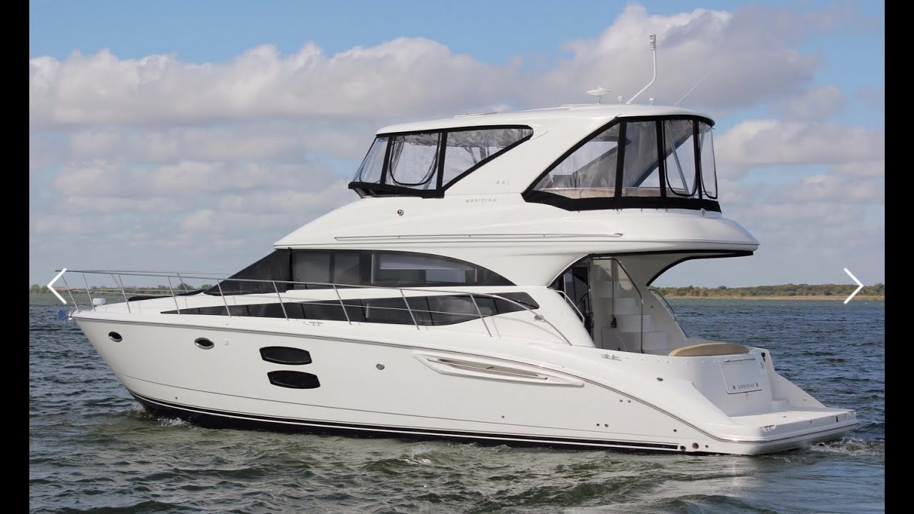 Meridian 441 Sedan Flybridge Boat Review