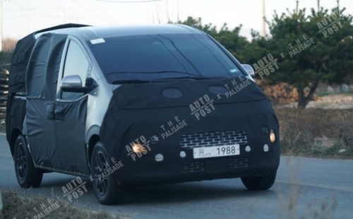 2021 Hyundai iMax people-mover, iLoad van spied in testing