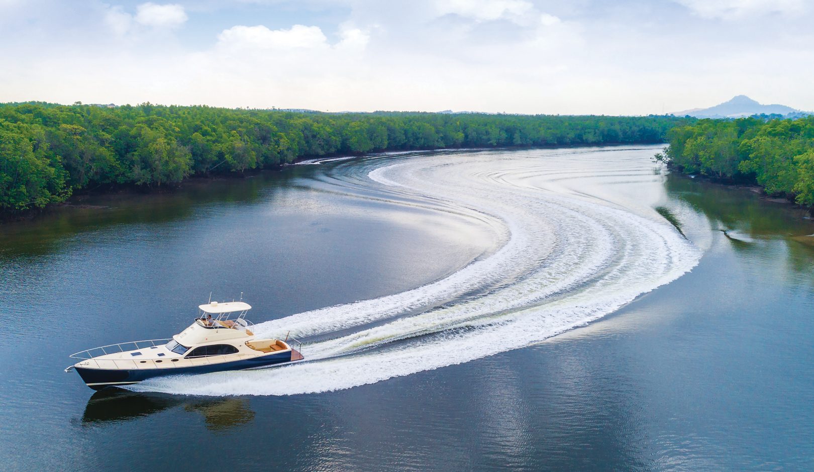 Palm Beach 50 Fly review: This dynamic cruiser is a unicorn among thoroughbreds