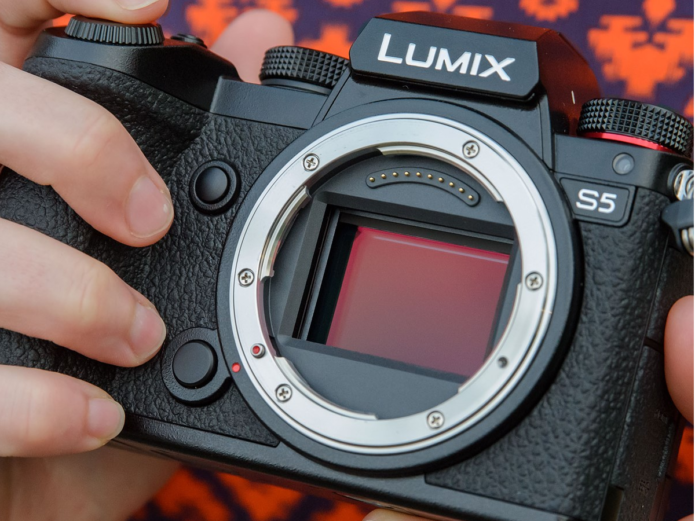 Panasonic Lumix S5 Hands-on Review