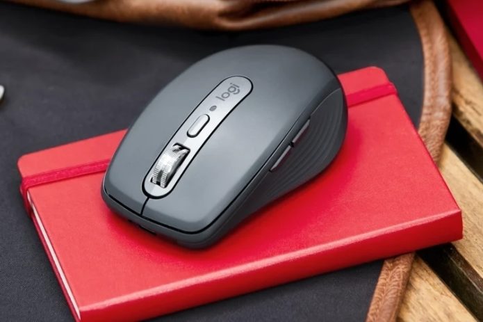 Logitech MX Anywhere 3 Mouse Lets You Work On Three Devices On The Go