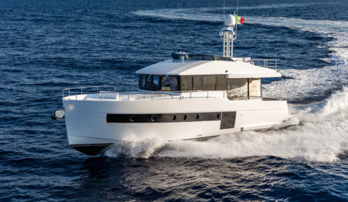 Sundeck 550 yacht test: Bespoke Italian trawler looks set to turn heads across Europe