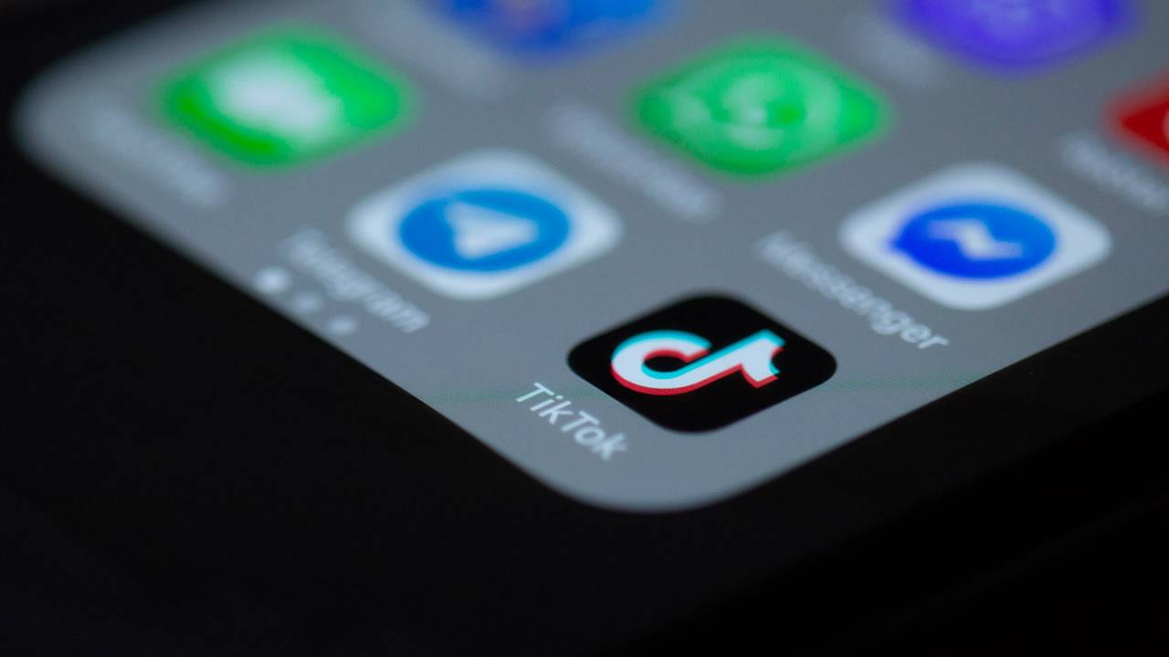 Trump wants TikTok and WeChat deleted from US app stores by September 20