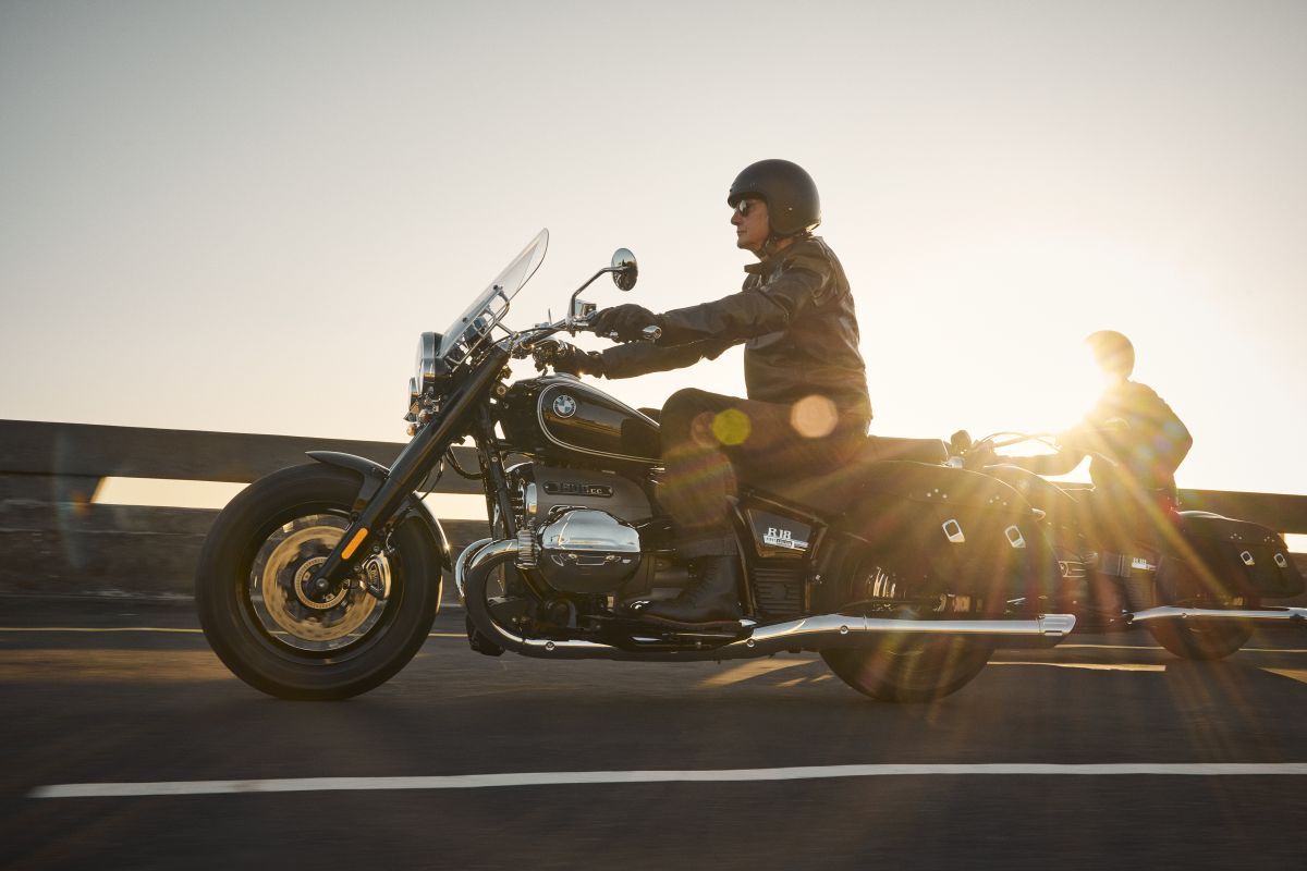 2021 BMW R18 Classic First Look