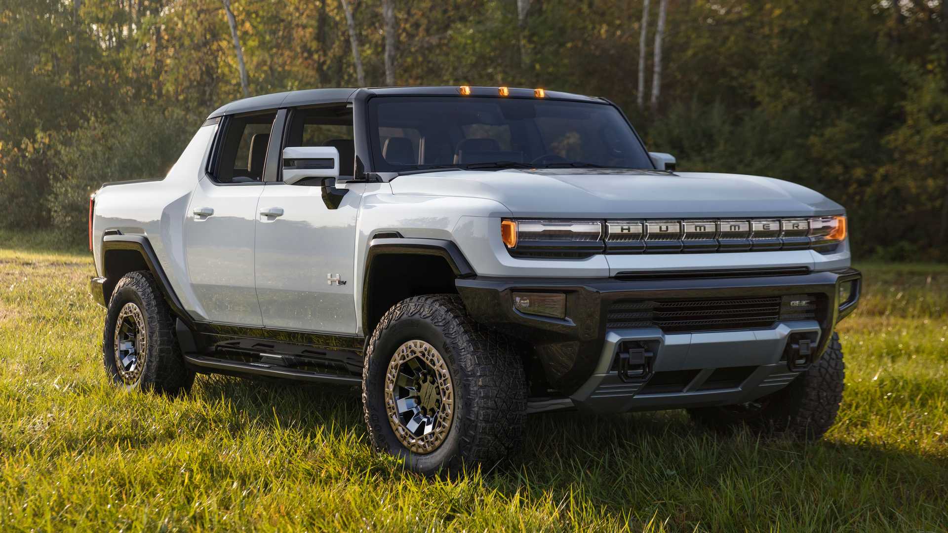 2022 GMC Hummer EV First Look