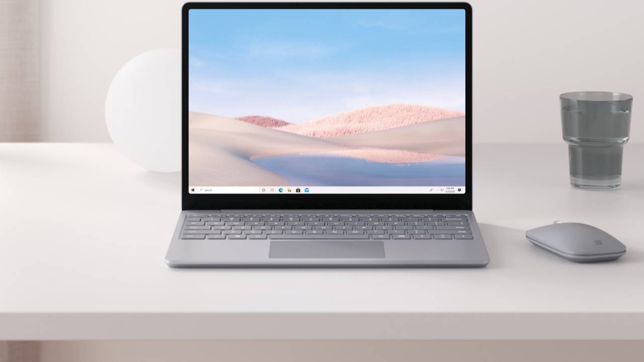 how to take a screenshot on windows surface laptop