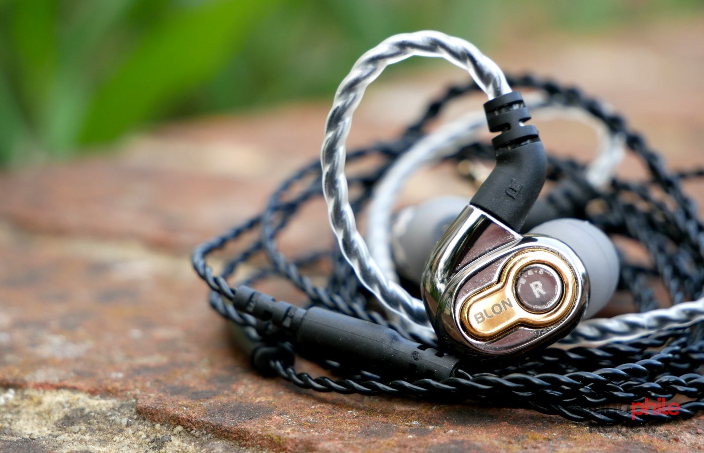 BLON BL-05S Review