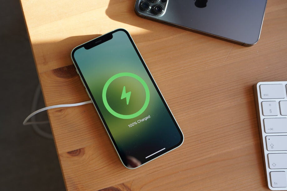 72 hours with MagSafe: How good is the wireless iPhone 12 charger?