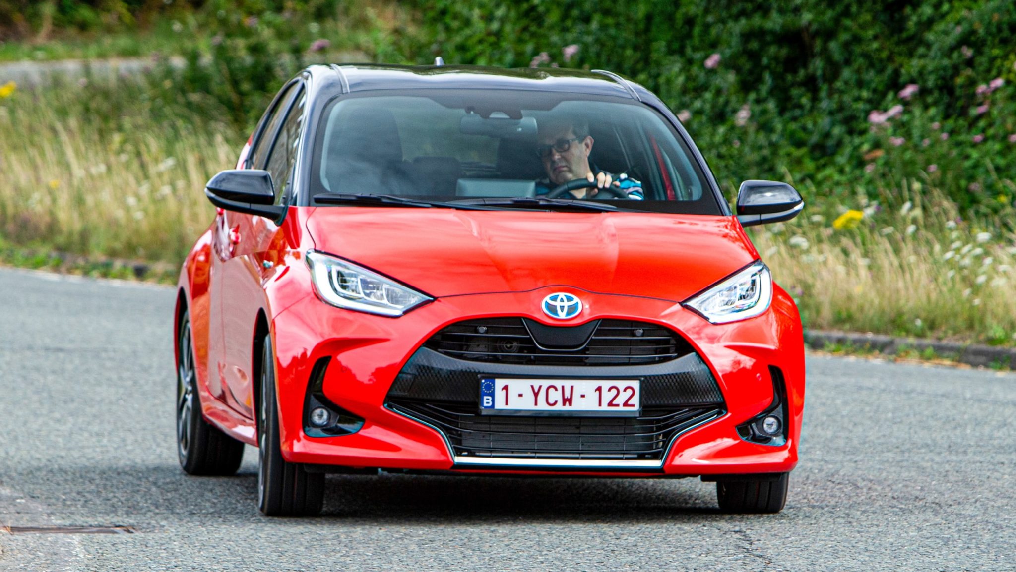 2021 TOYOTA YARIS HYBRID REVIEW - GearOpen.com