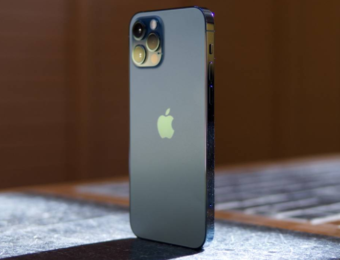 I try not to fawn over tech, but the new iPhone 12 Pro sure feels good
