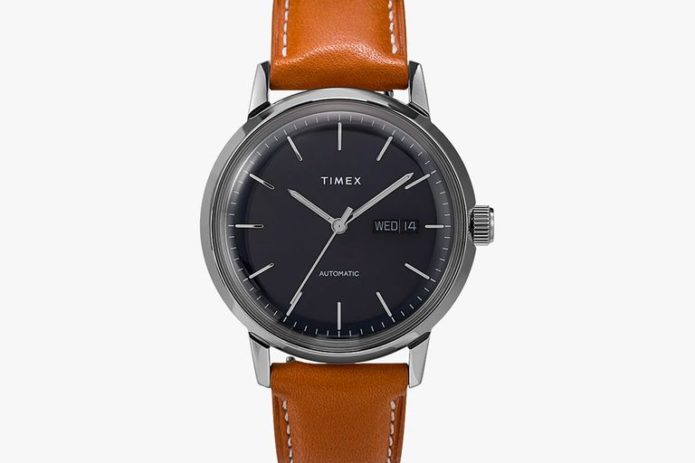 A New Dark Blue Dial Makes the Timex Marlin Even Better