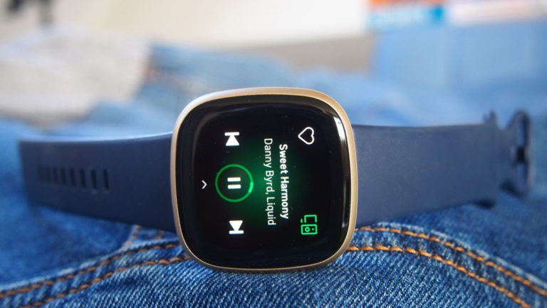 fitbit versa special edition battery life