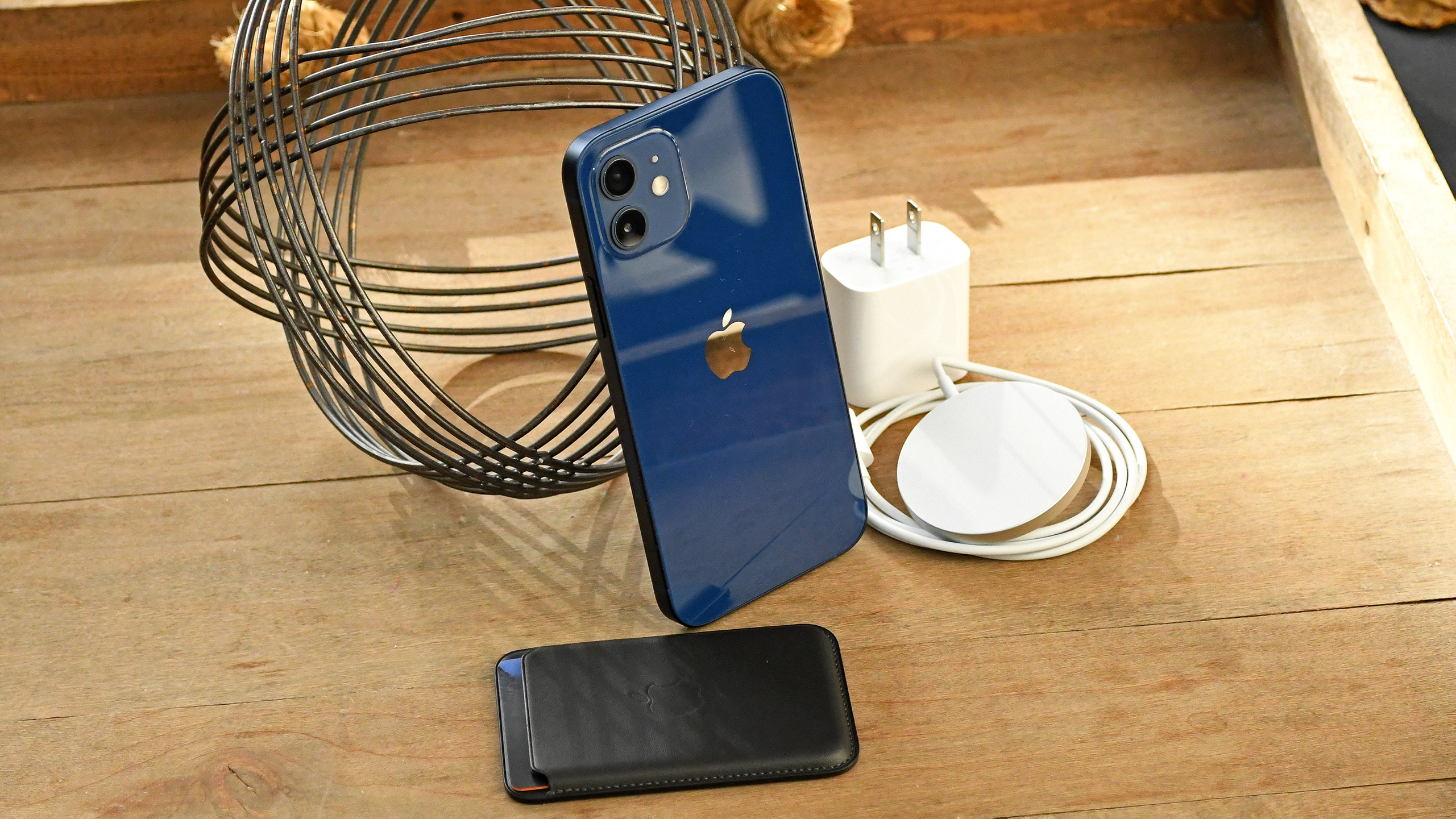 iPhone 12 chargers tested: 5W vs MagSafe vs 20W
