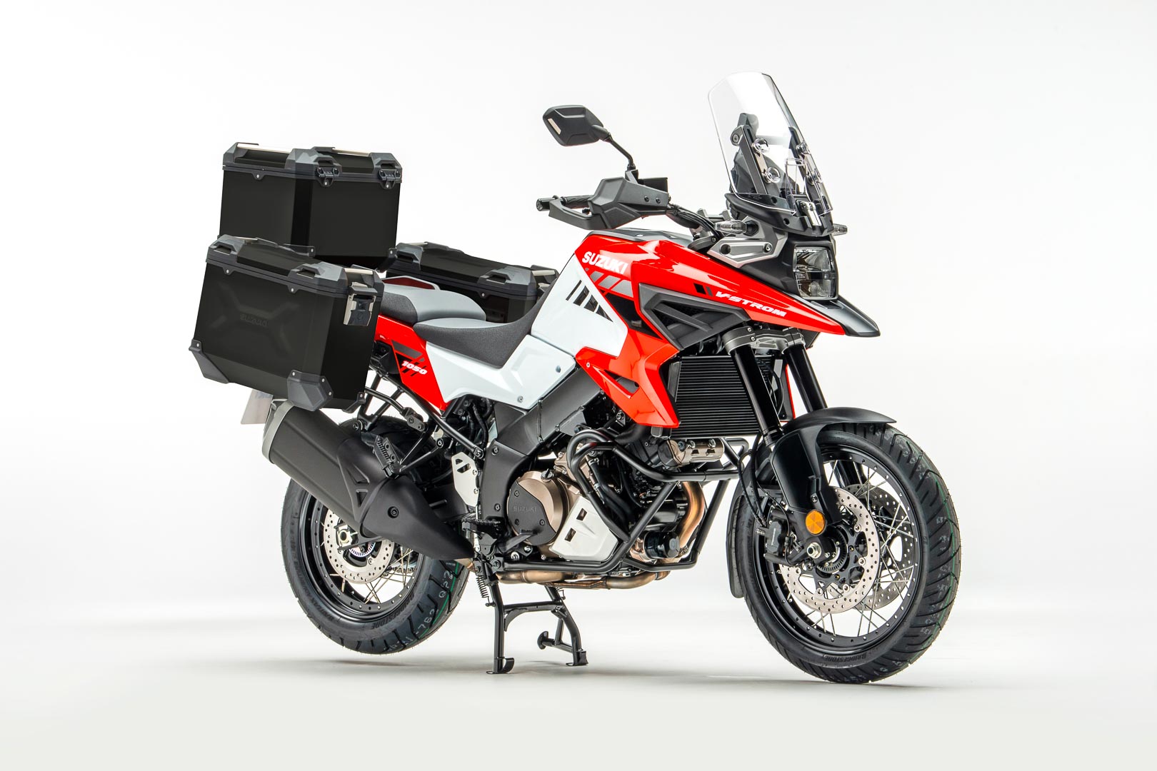 2021 SUZUKI V-STROM 1050XT TOUR: FIRST LOOK FROM EUROPE